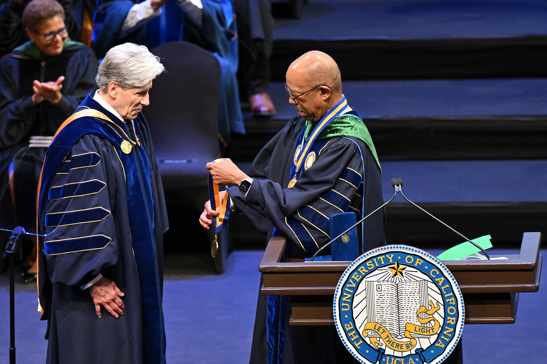 UC President Drake presents Chancellor Frenk presents medal